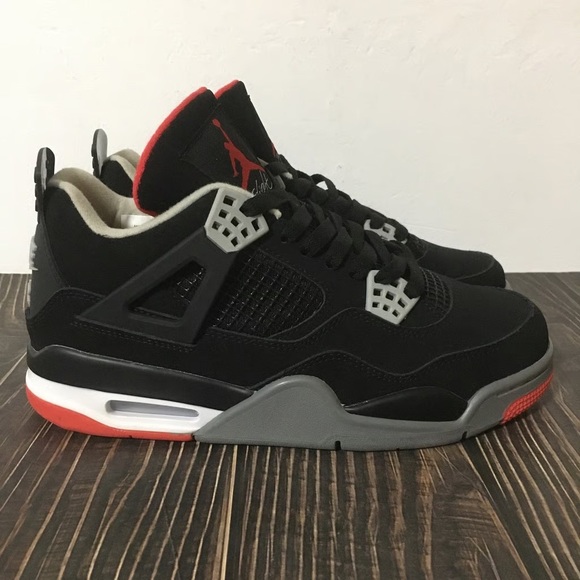 New - Nike Air Jordan 4 Retro Bred - Picture 1 of 8